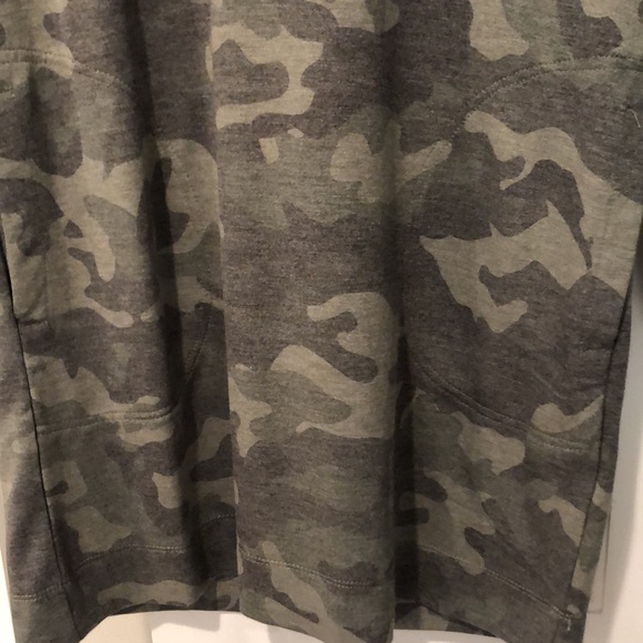 Camo dress - Picture 3 of 3